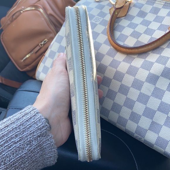 Louis Vuitton Azur ZIPPY 💎💎 - Picture 6 of 16